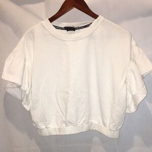 Alice + Olivia Classics Current Mood Chill Casual Crop Top | Size M